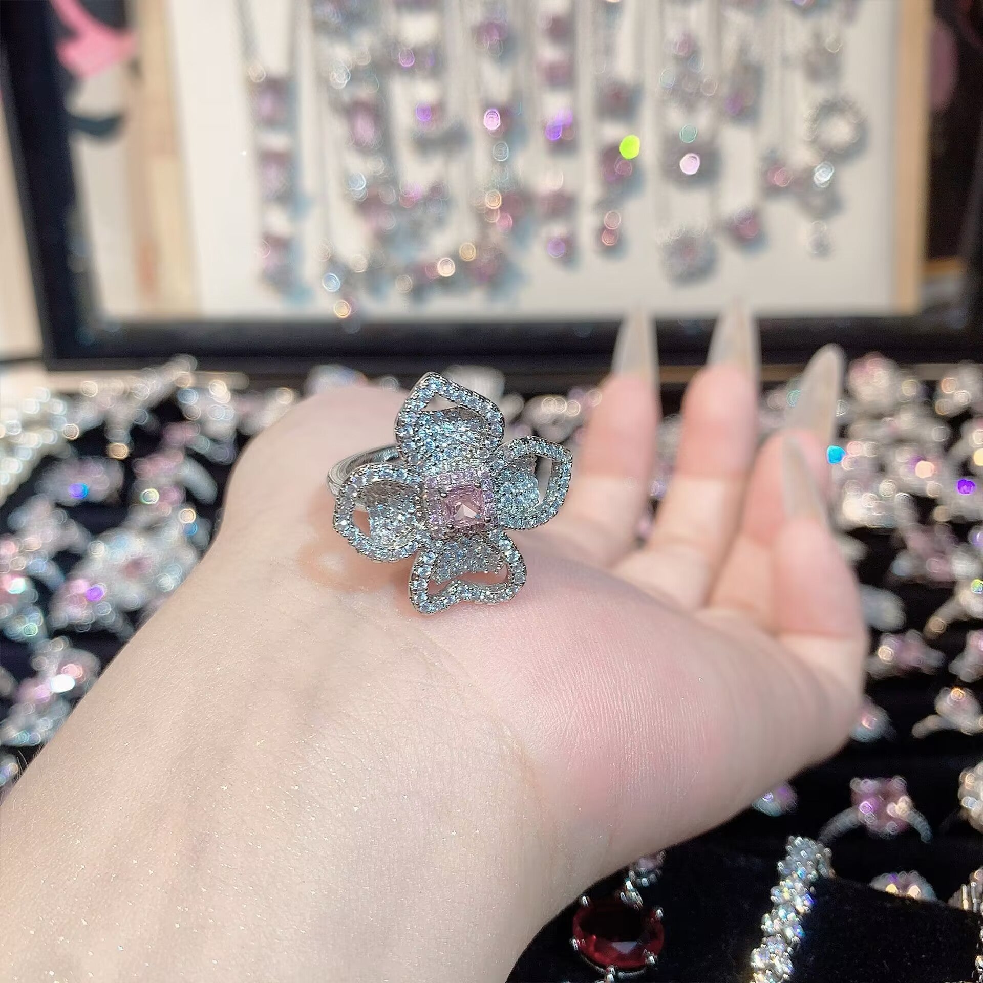 FENG SHUI - 32 Explosive high carbon diamond high quality ultra flash cherry blossom powder zirconium female ring collection advanced design sense ring