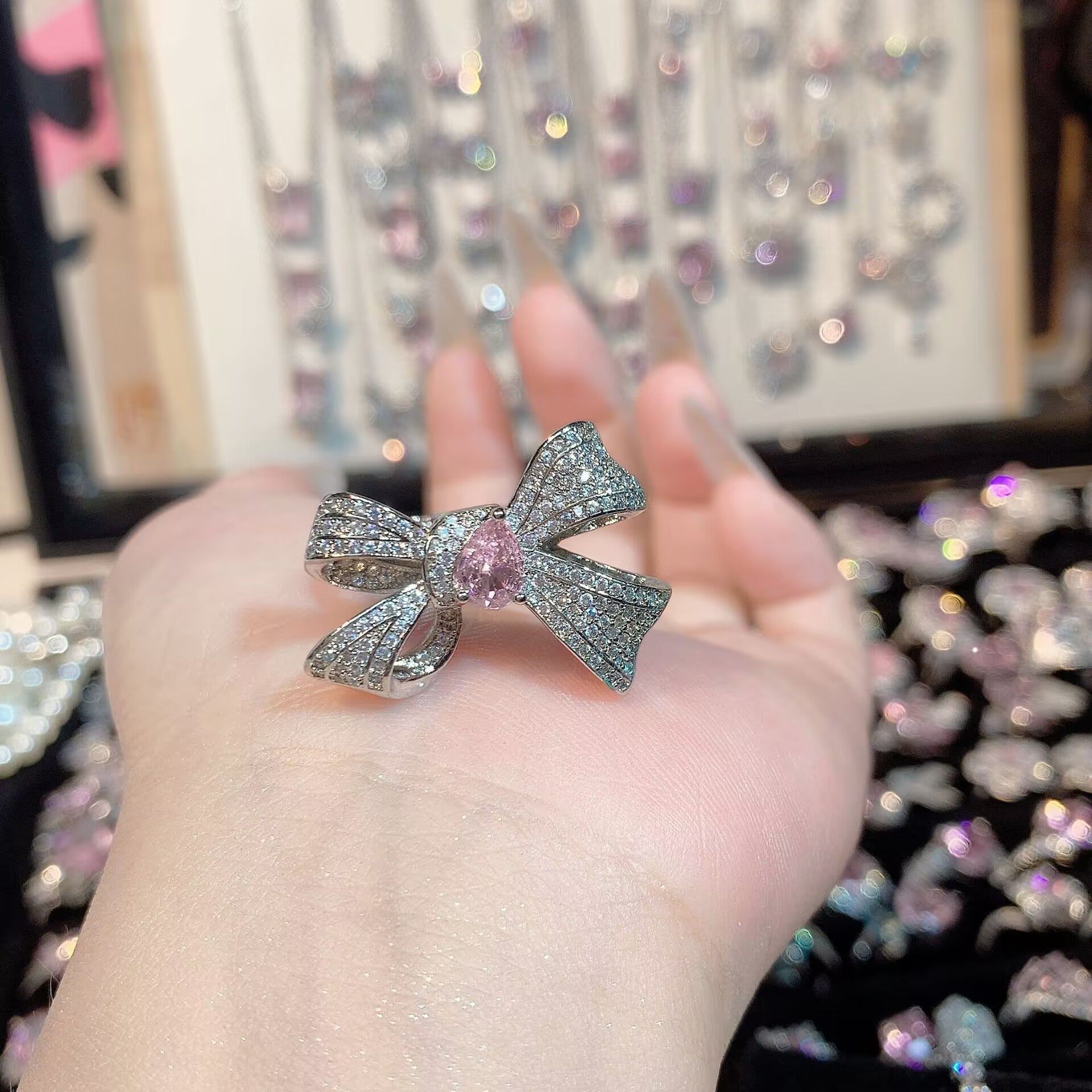 FENG SHUI - 32 Explosive high carbon diamond high quality ultra flash cherry blossom powder zirconium female ring collection advanced design sense ring