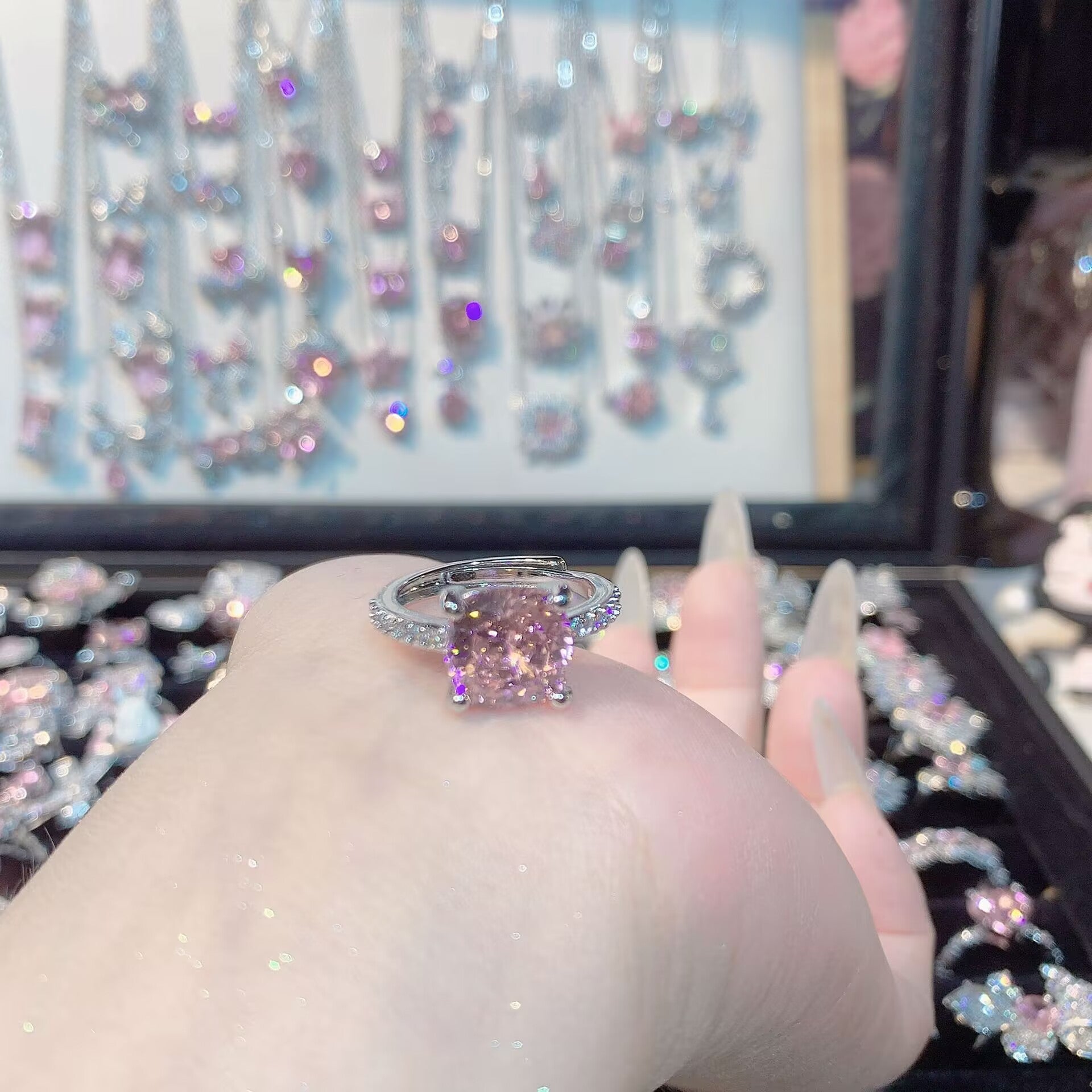 FENG SHUI - 32 Explosive high carbon diamond high quality ultra flash cherry blossom powder zirconium female ring collection advanced design sense ring