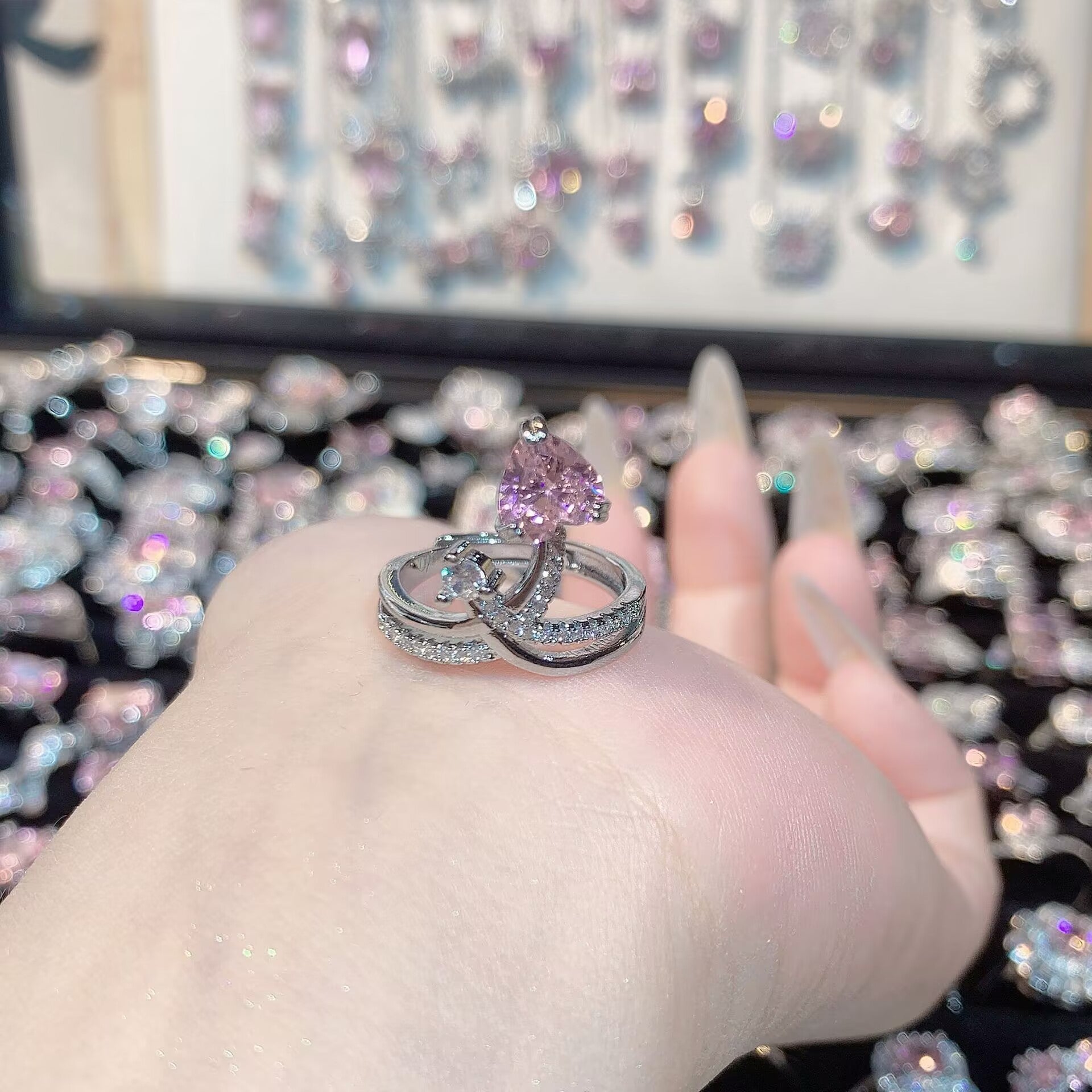 FENG SHUI - 32 Explosive high carbon diamond high quality ultra flash cherry blossom powder zirconium female ring collection advanced design sense ring