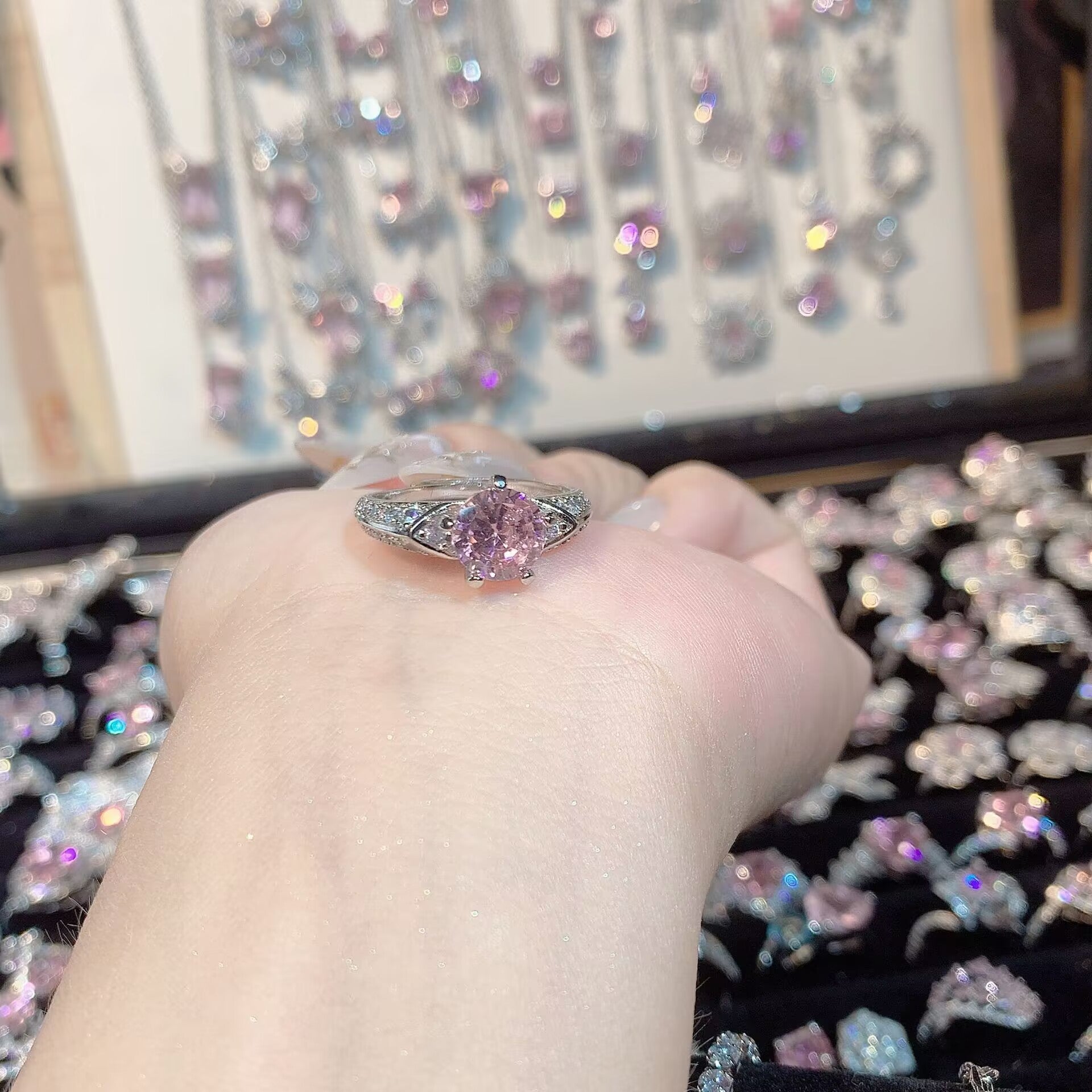 FENG SHUI - 32 Explosive high carbon diamond high quality ultra flash cherry blossom powder zirconium female ring collection advanced design sense ring