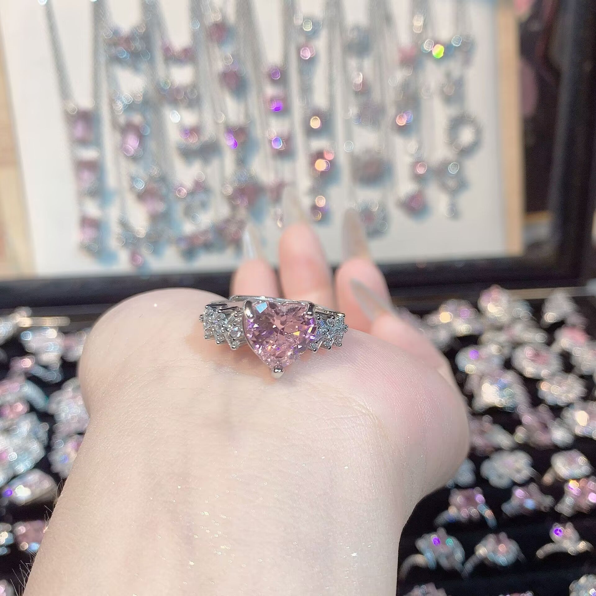 FENG SHUI - 32 Explosive high carbon diamond high quality ultra flash cherry blossom powder zirconium female ring collection advanced design sense ring