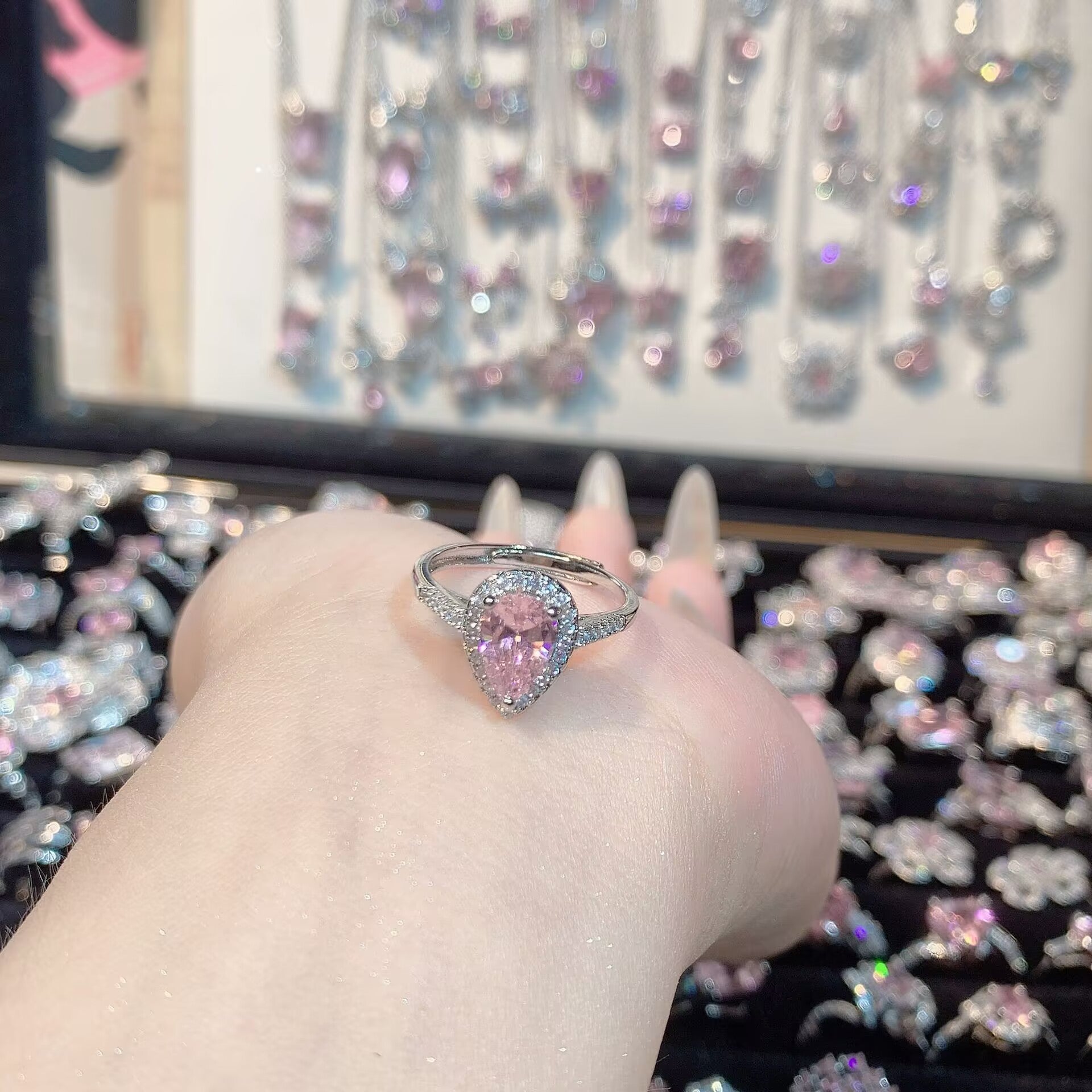 FENG SHUI - 32 Explosive high carbon diamond high quality ultra flash cherry blossom powder zirconium female ring collection advanced design sense ring