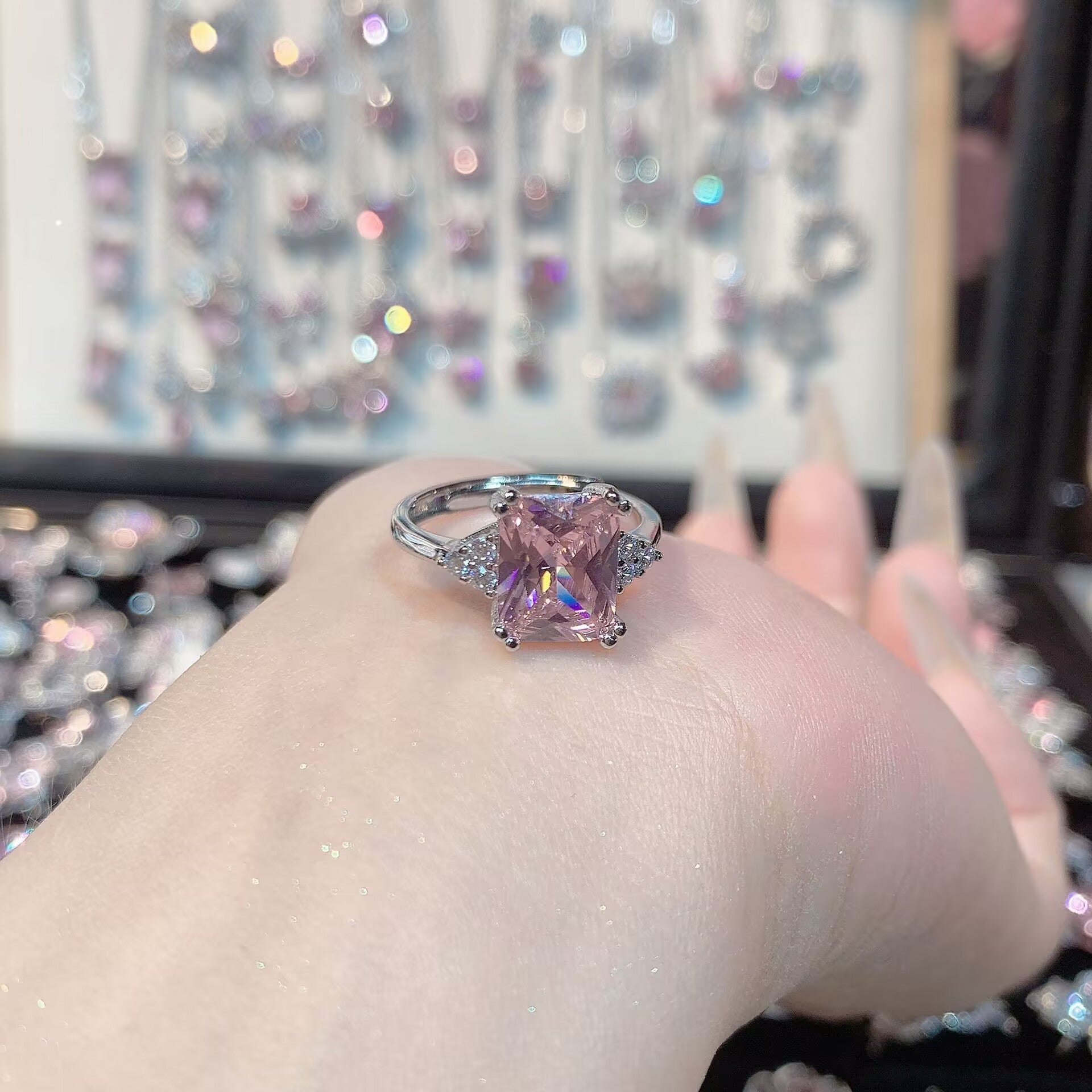 FENG SHUI - 32 Explosive high carbon diamond high quality ultra flash cherry blossom powder zirconium female ring collection advanced design sense ring