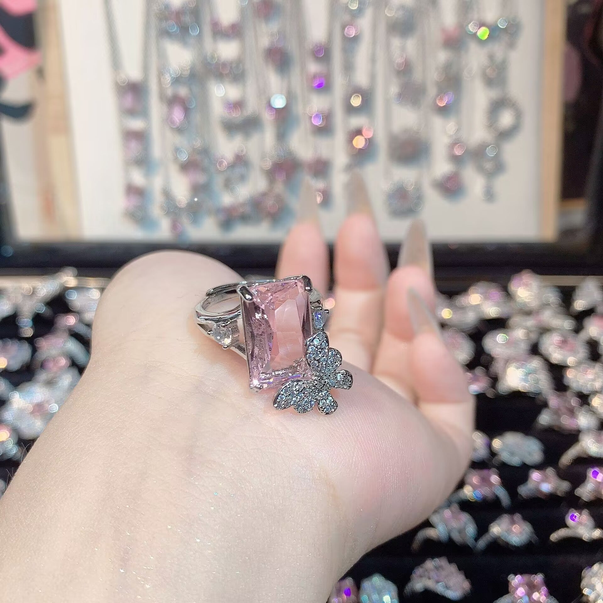 FENG SHUI - 32 Explosive high carbon diamond high quality ultra flash cherry blossom powder zirconium female ring collection advanced design sense ring