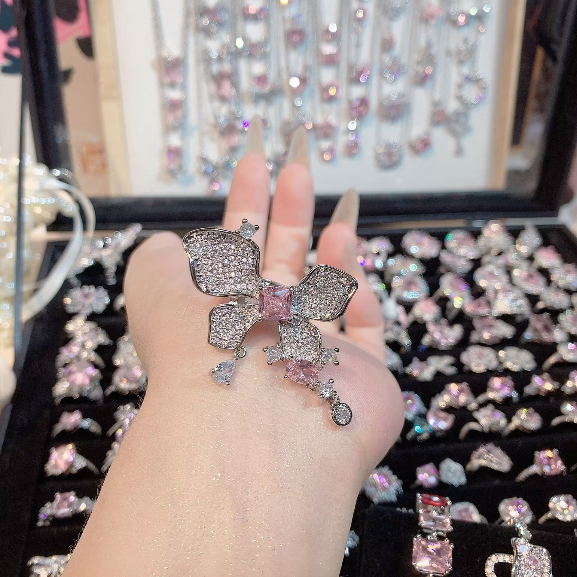 FENG SHUI - 32 Explosive high carbon diamond high quality ultra flash cherry blossom powder zirconium female ring collection advanced design sense ring