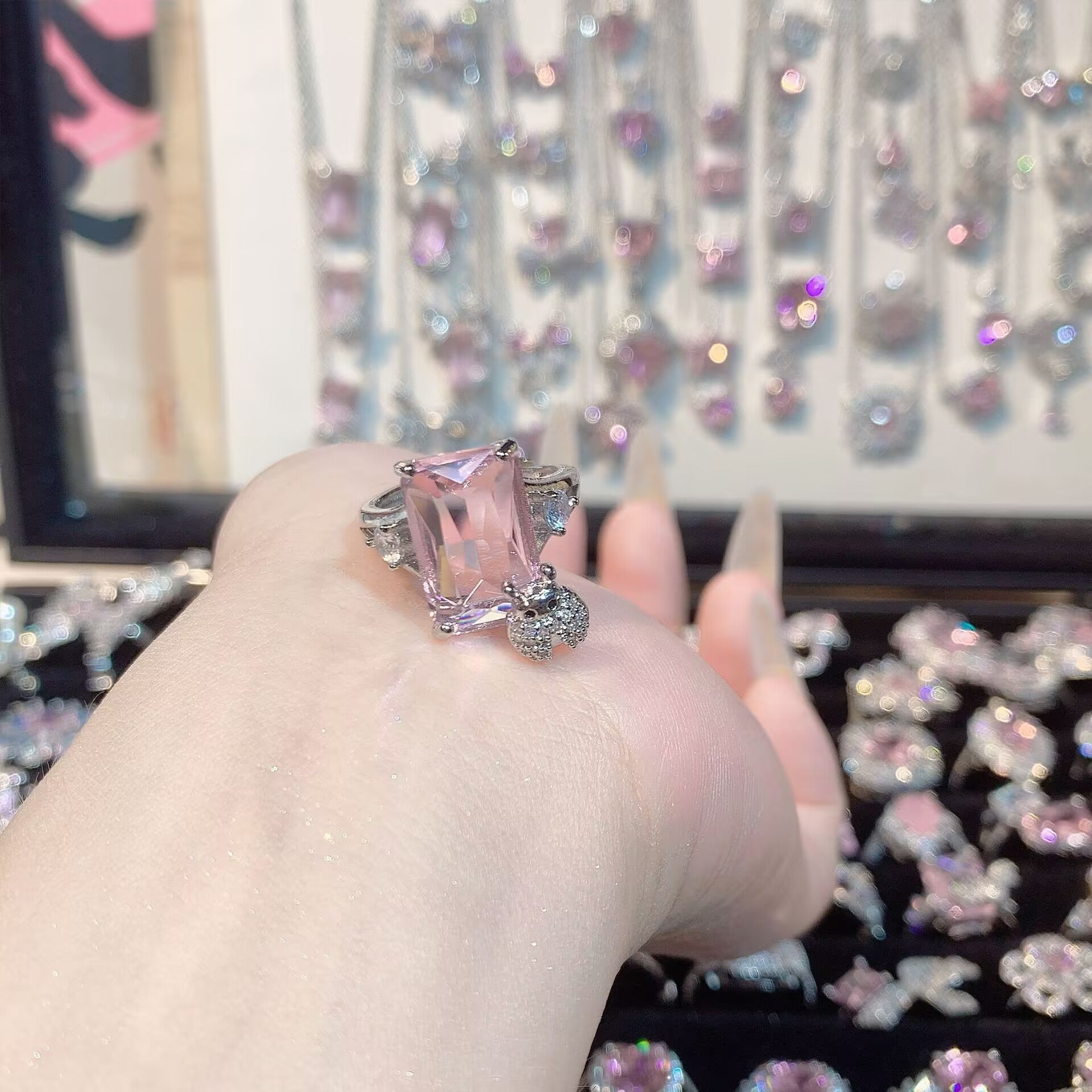 FENG SHUI - 32 Explosive high carbon diamond high quality ultra flash cherry blossom powder zirconium female ring collection advanced design sense ring