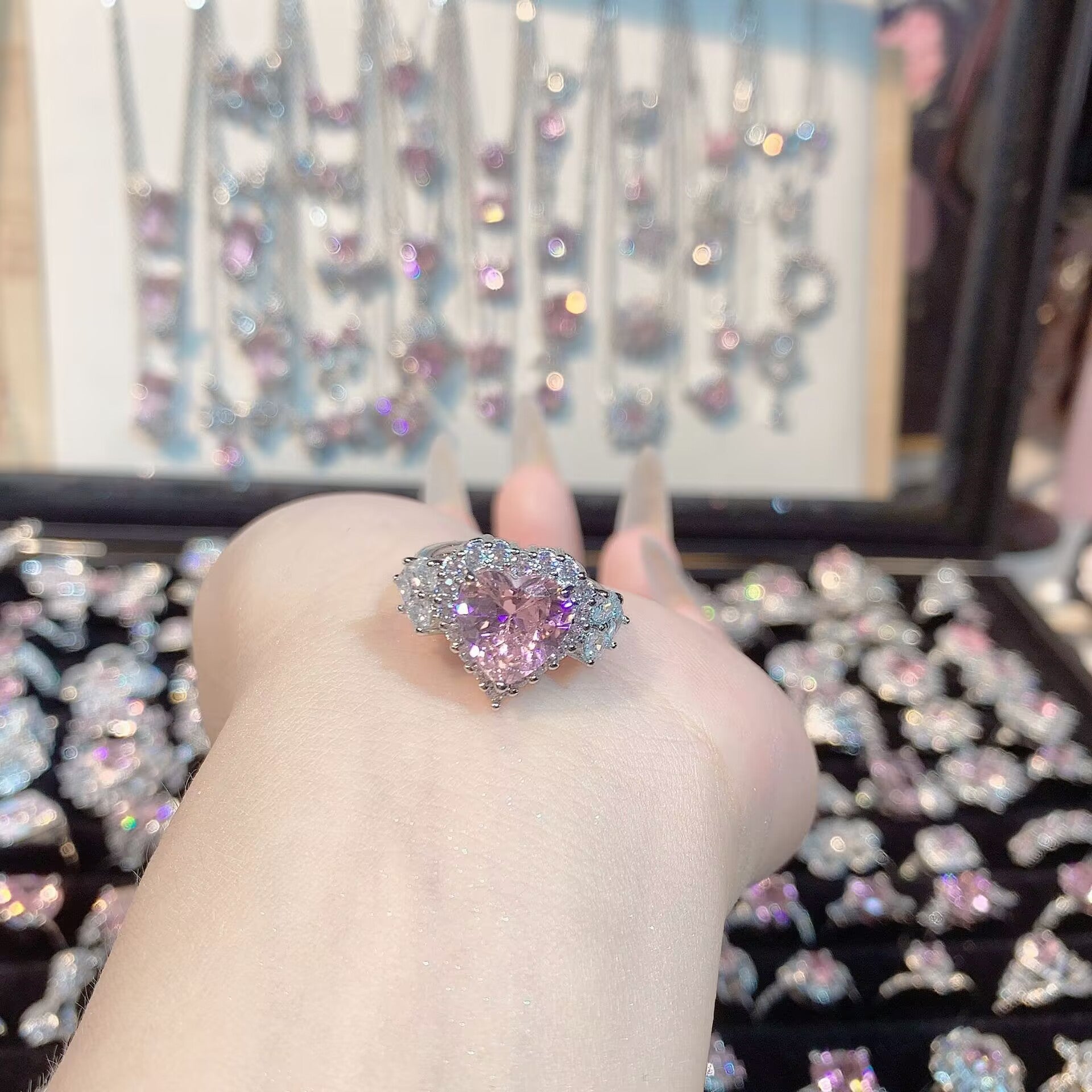 FENG SHUI - 32 Explosive high carbon diamond high quality ultra flash cherry blossom powder zirconium female ring collection advanced design sense ring