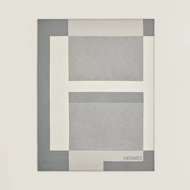 H Riviera blanket