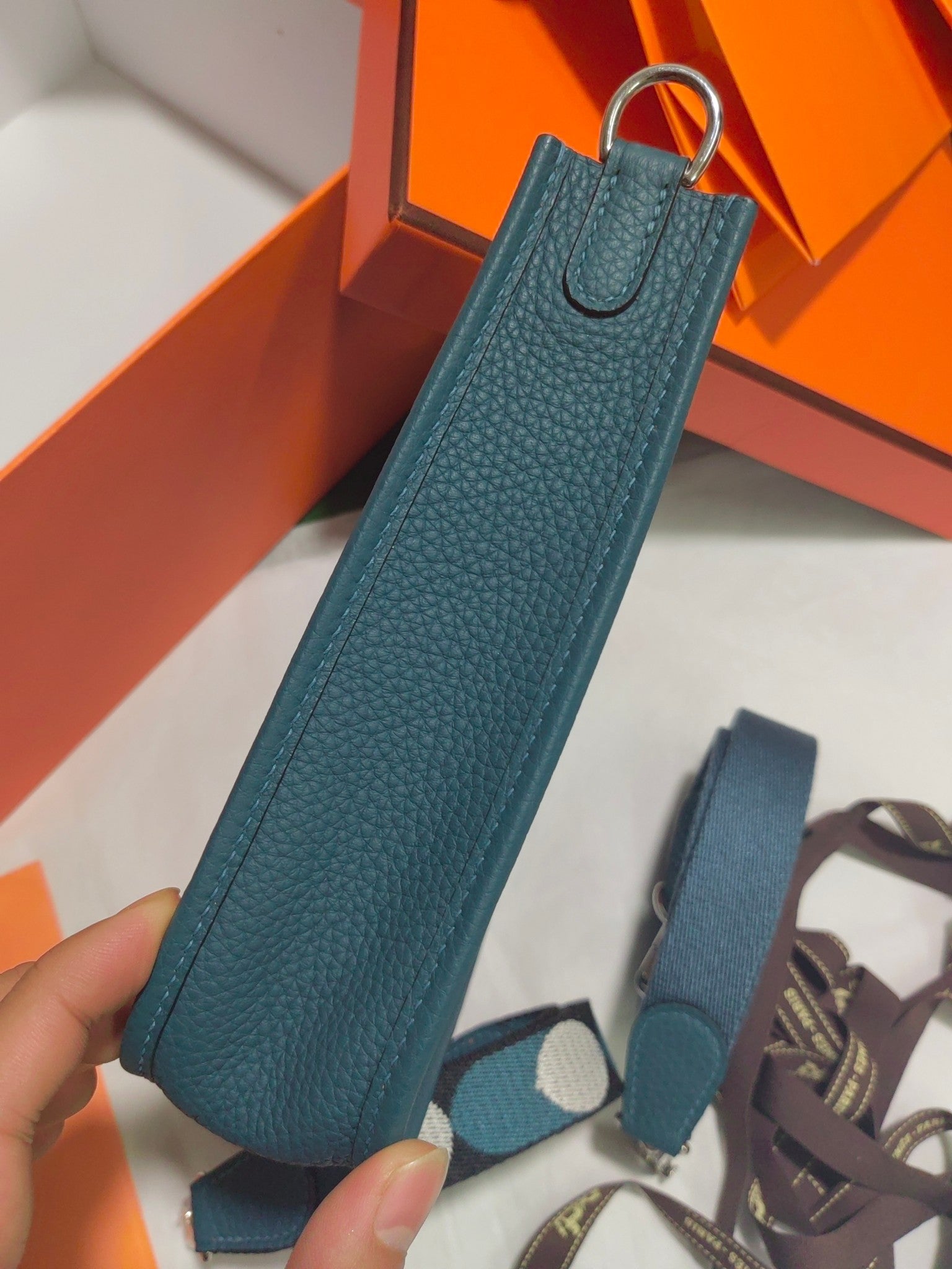 Evelyne mini-Clemence