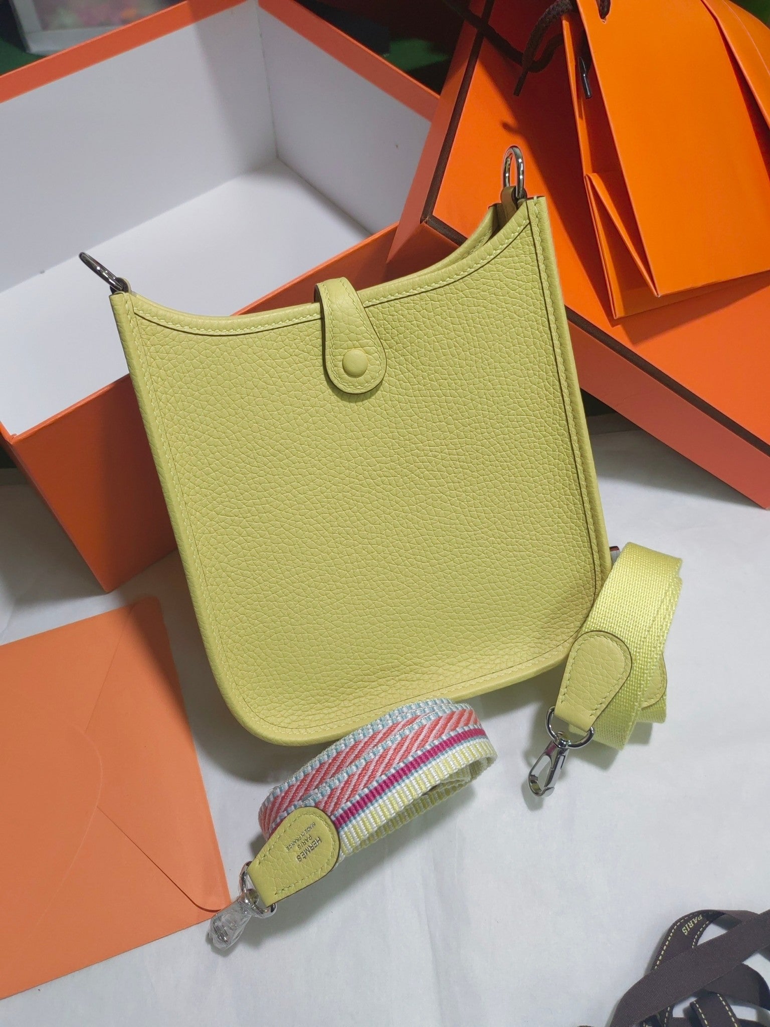 Evelyne mini-Clemence