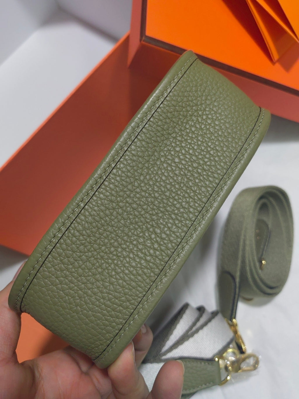 Evelyne mini-Clemence