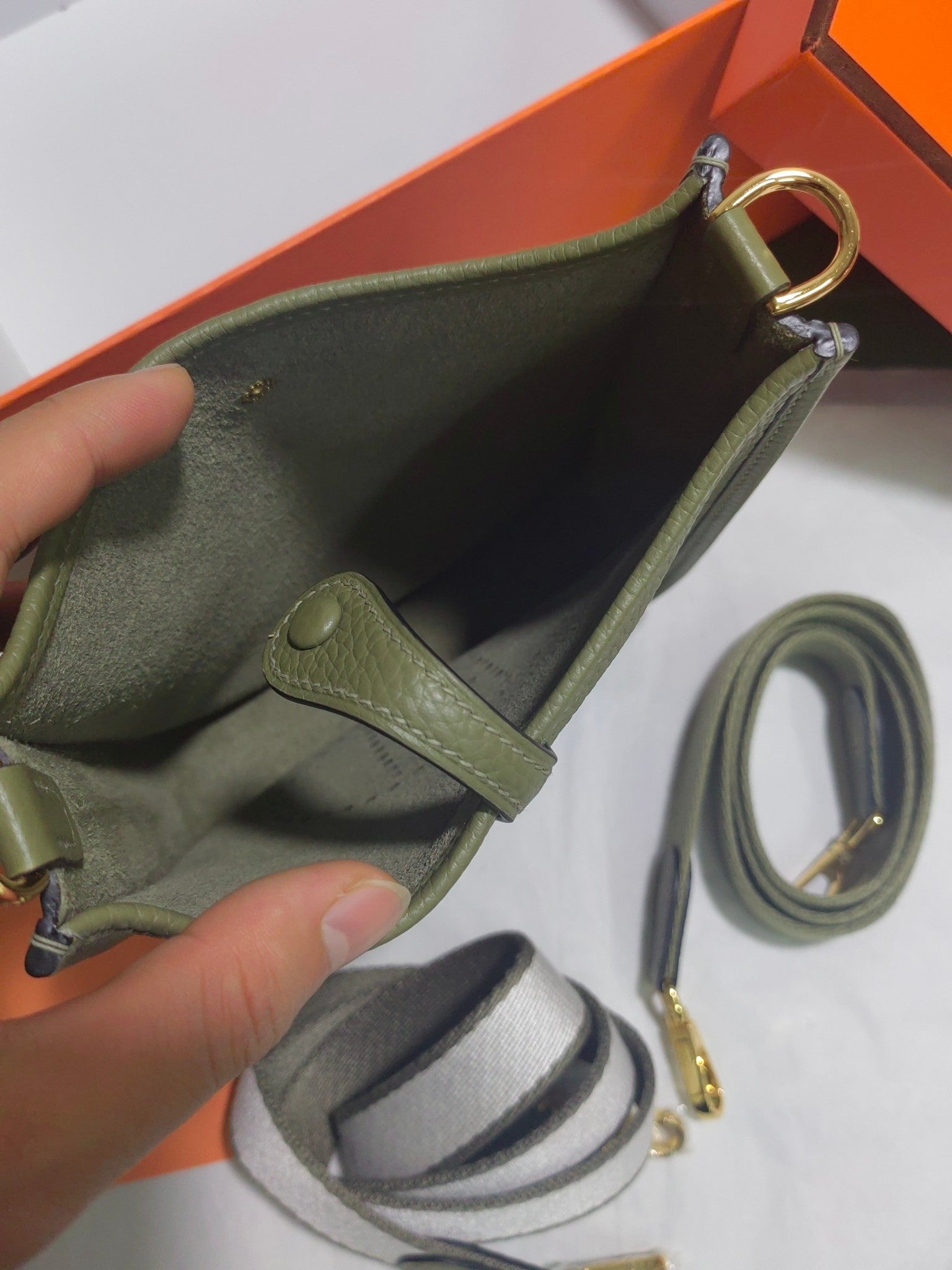 Evelyne mini-Clemence