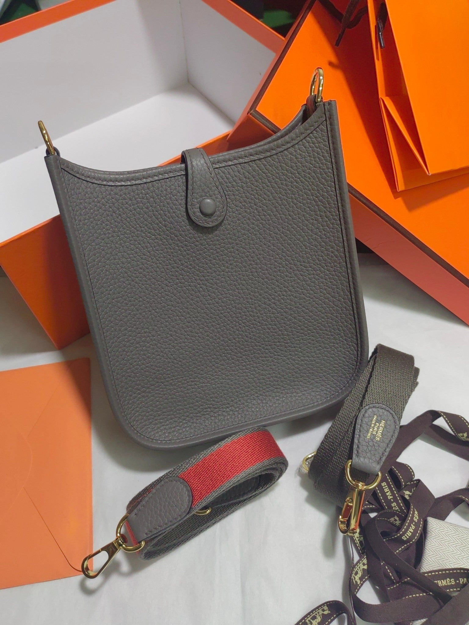 Evelyne mini-Clemence