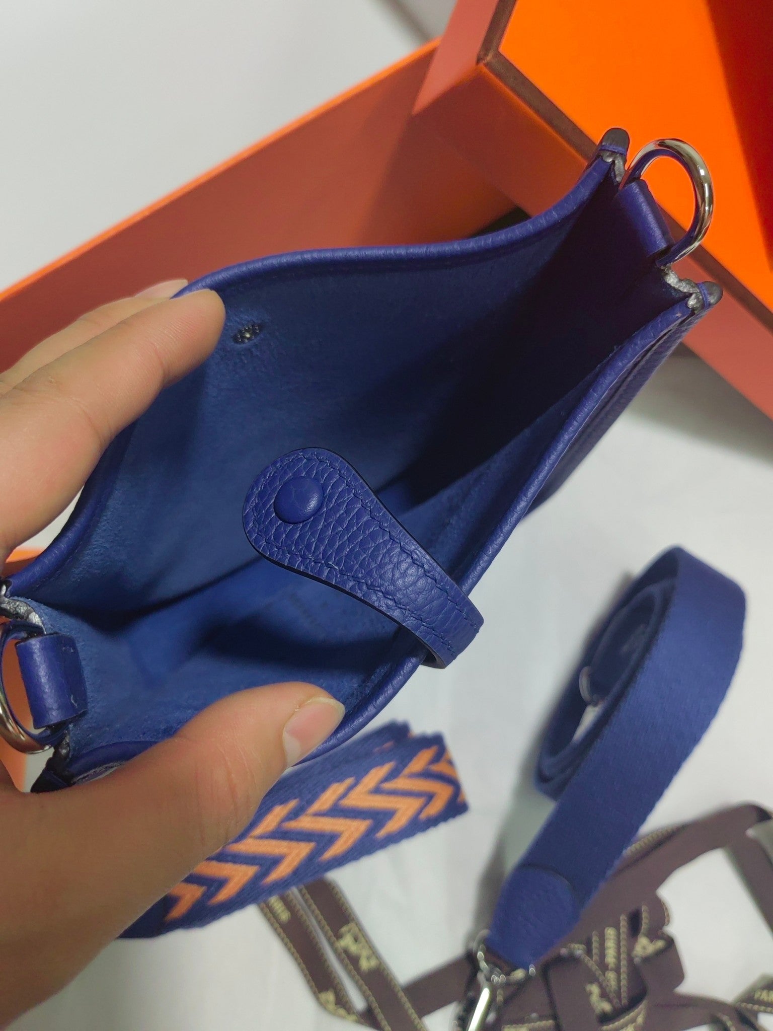 Evelyne mini-Clemence