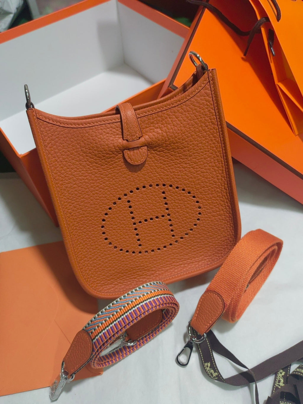 Evelyne mini-Clemence