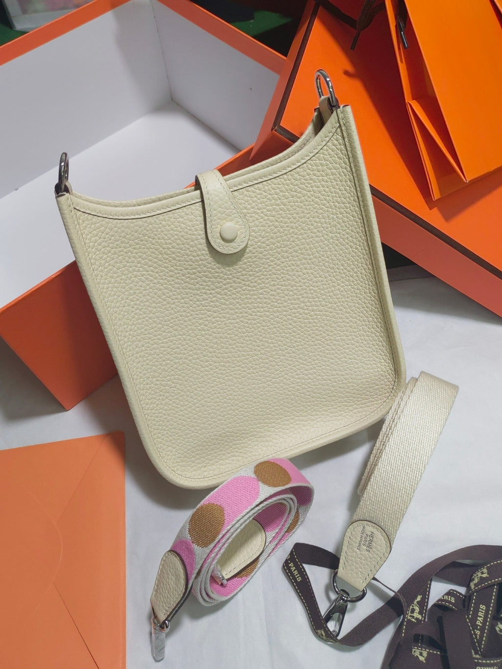 Evelyne mini-Clemence