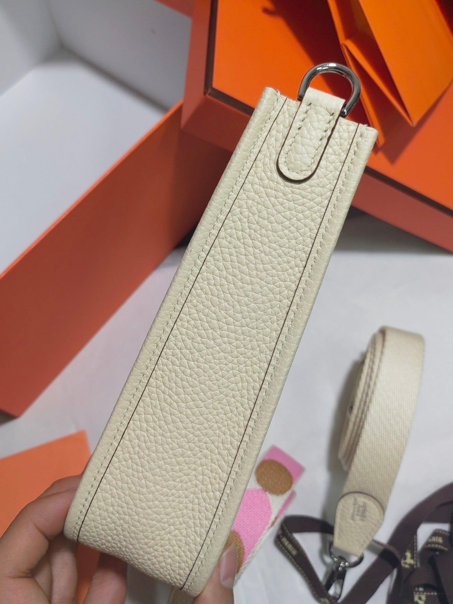 Evelyne mini-Clemence