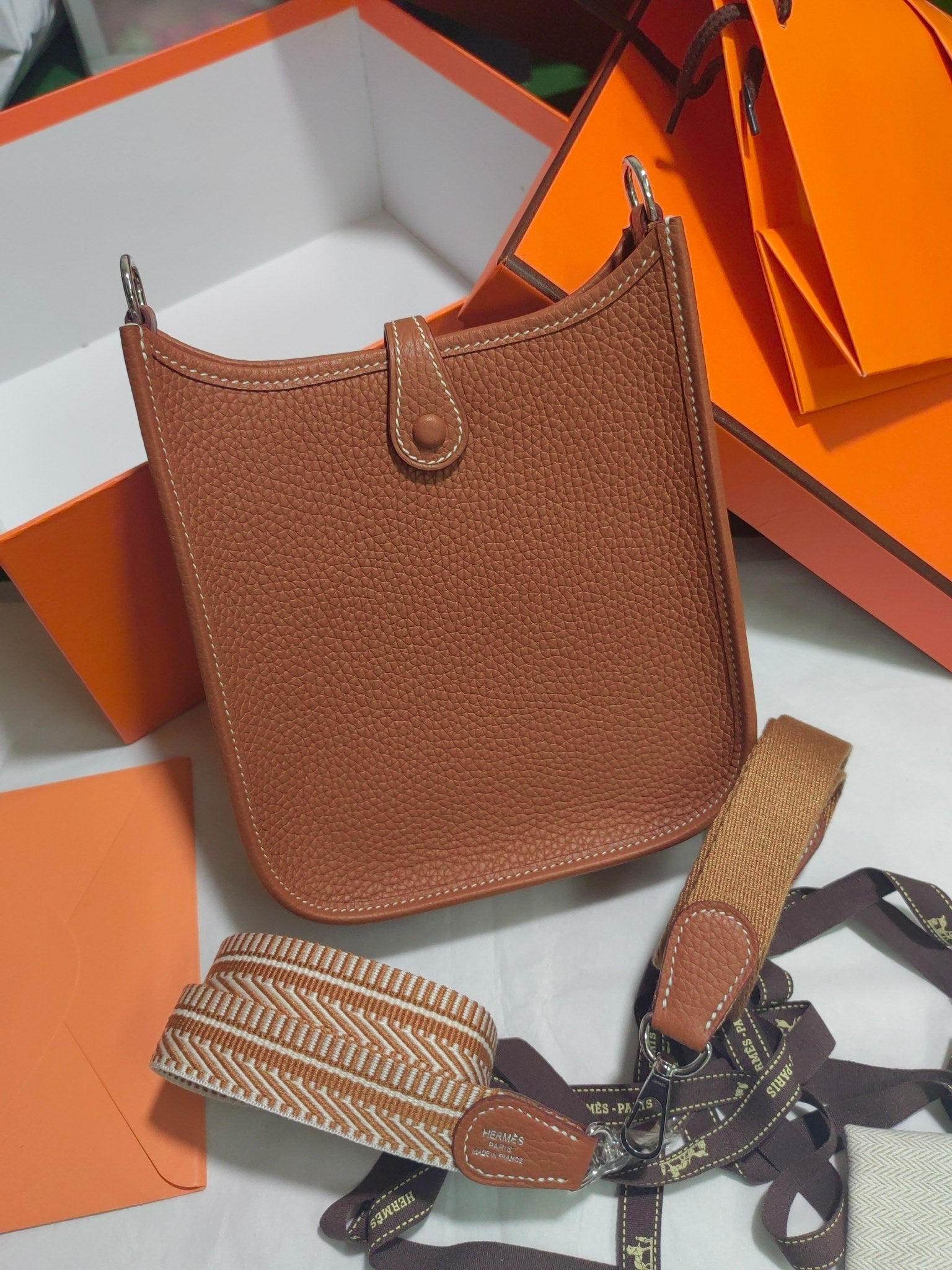 Evelyne mini-Clemence