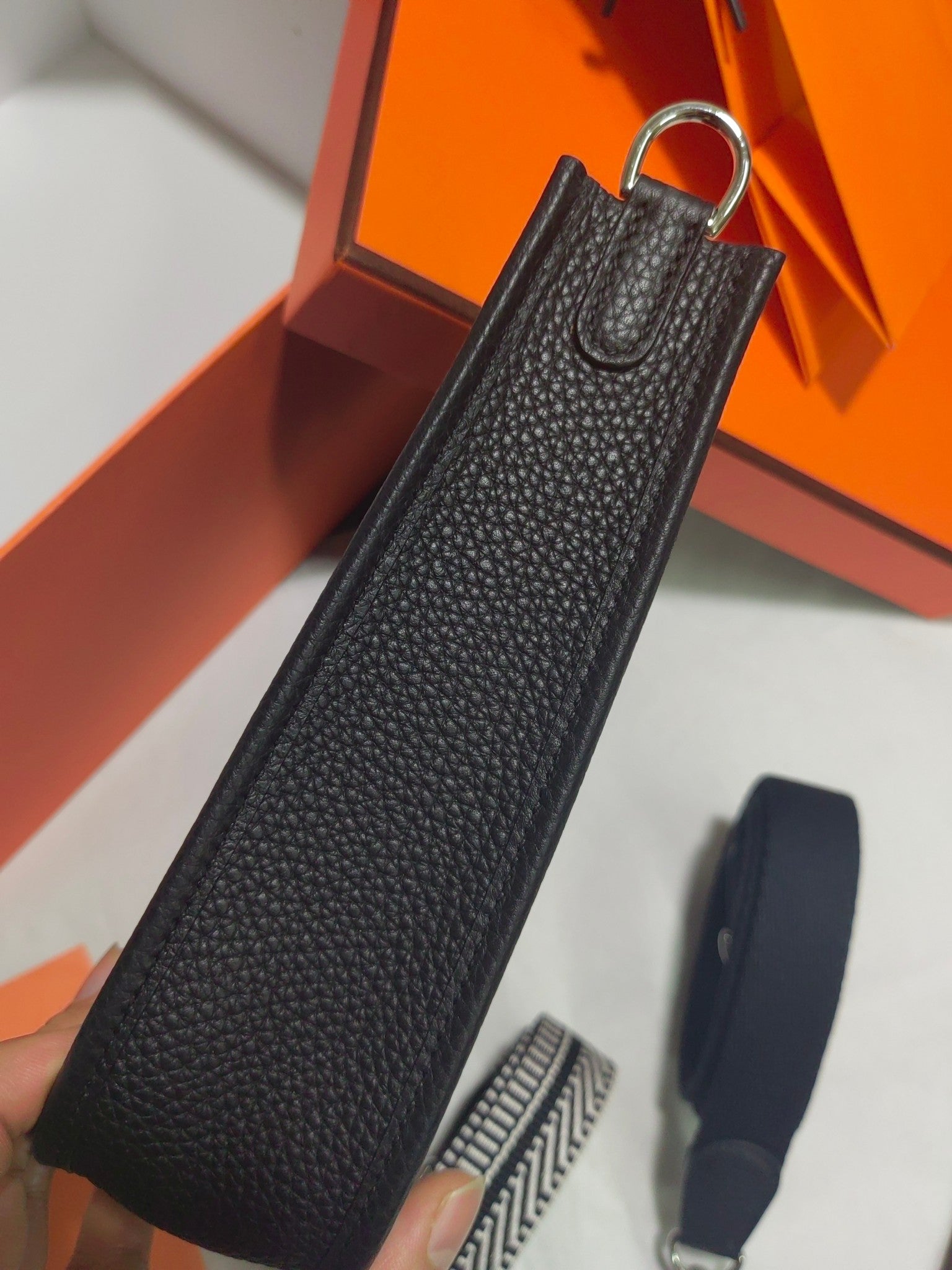 Evelyne mini-Clemence