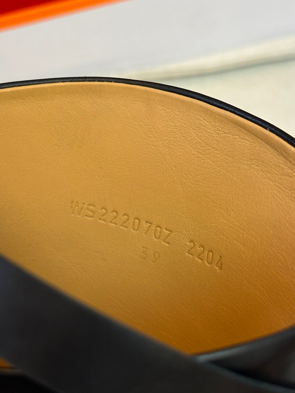 H jumping long boots