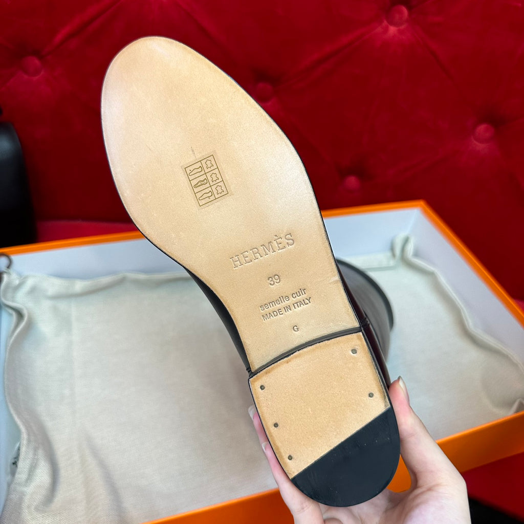 H jumping long boots