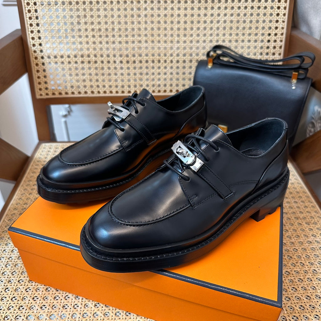 H  first oxford shose