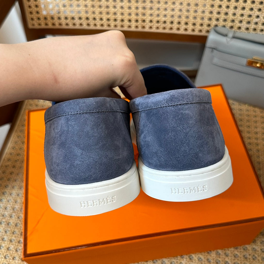 H game sliip-on sneakers