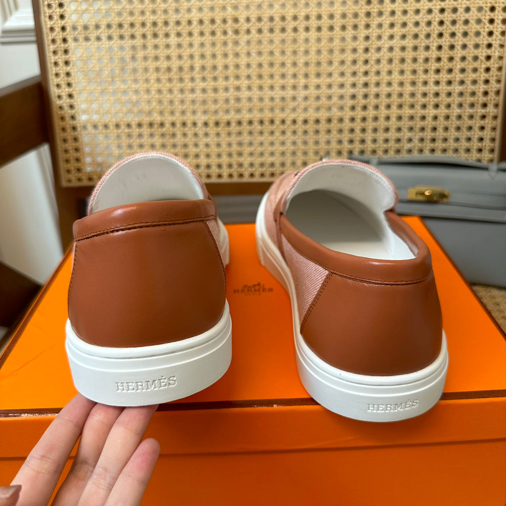 H game sliip-on sneakers