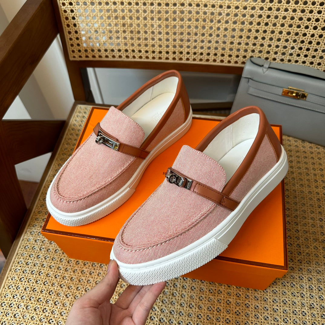 H game sliip-on sneakers