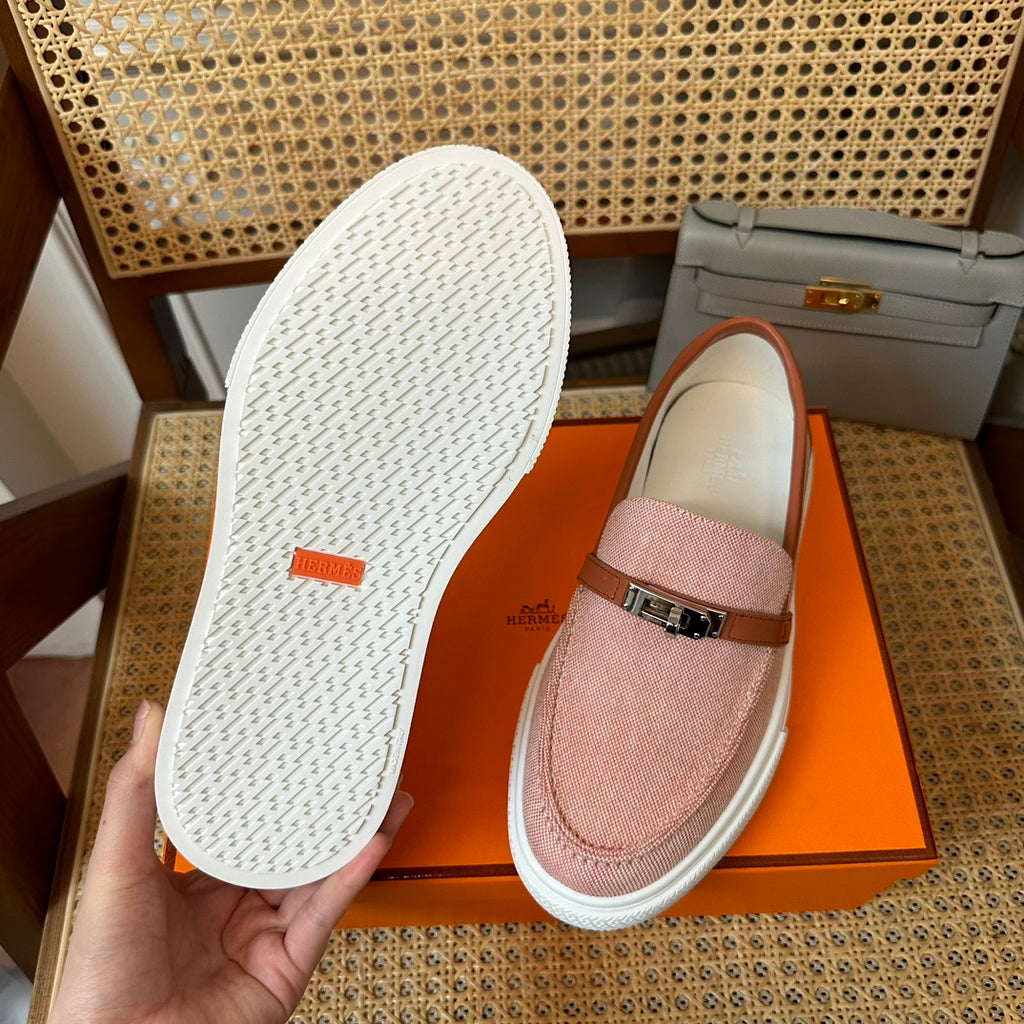 H game sliip-on sneakers