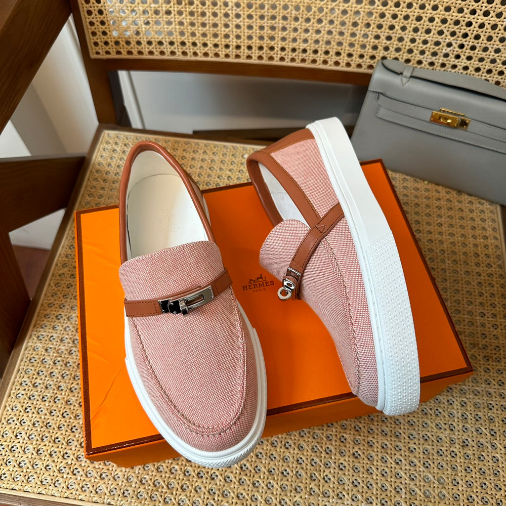 H game sliip-on sneakers