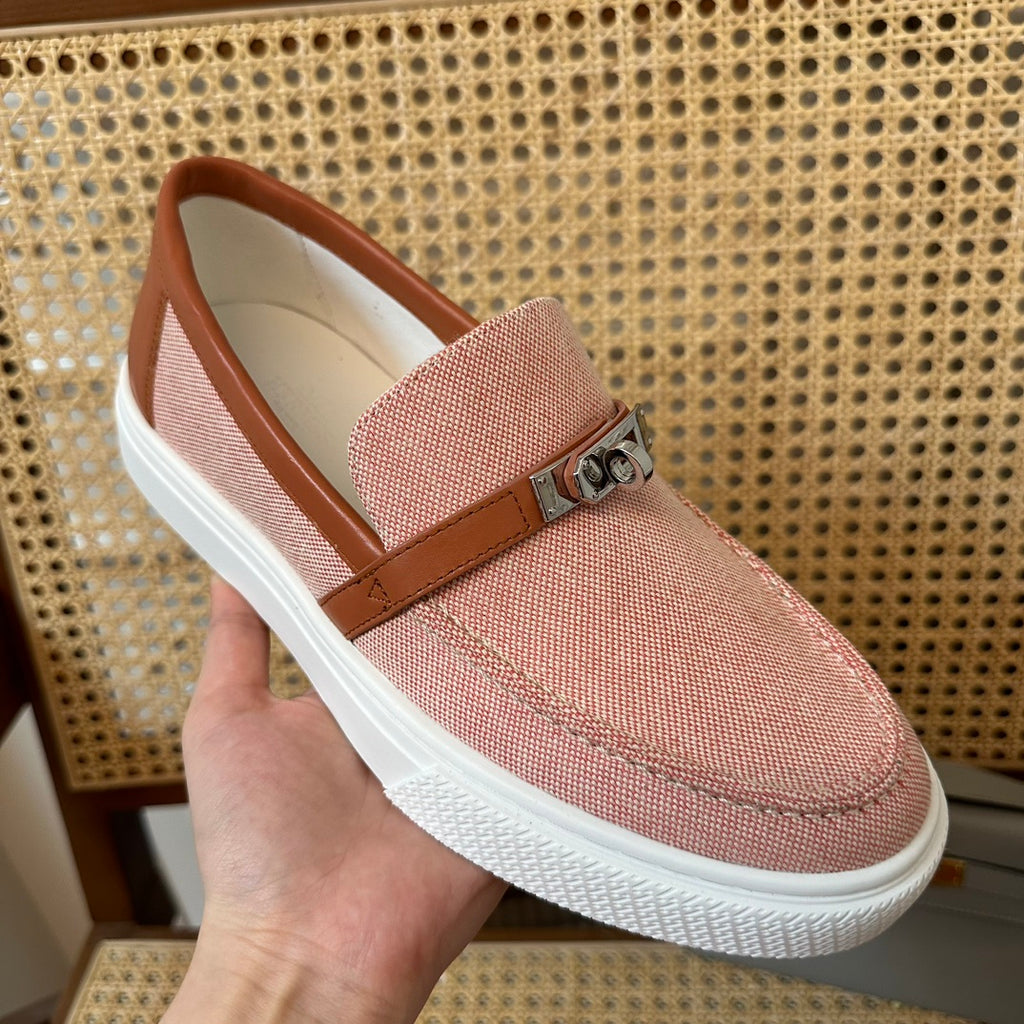 H game sliip-on sneakers