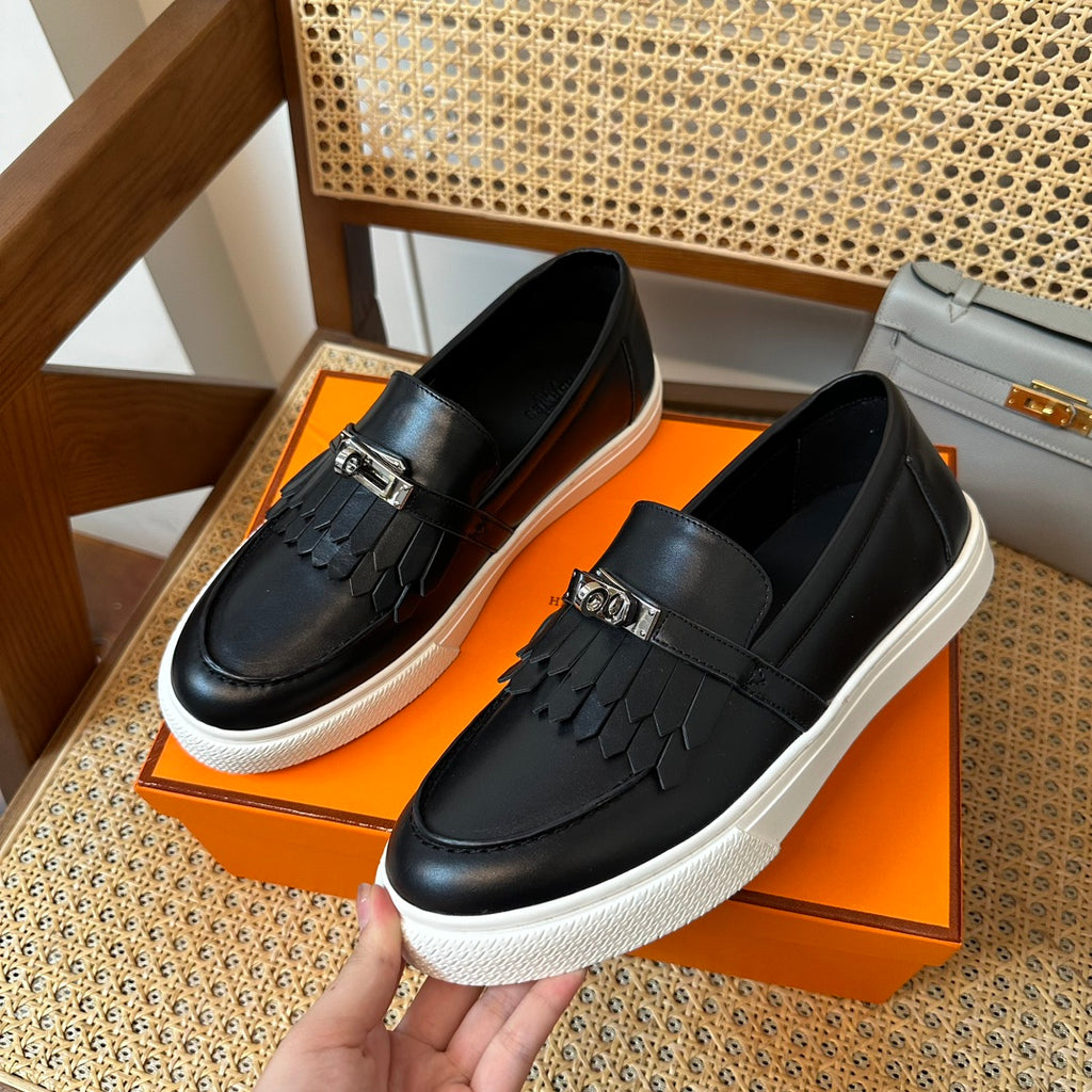 H game sliip-on sneakers fringes