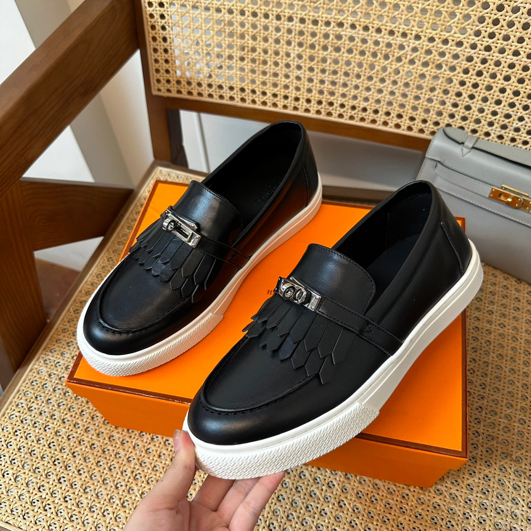 H game sliip-on sneakers fringes