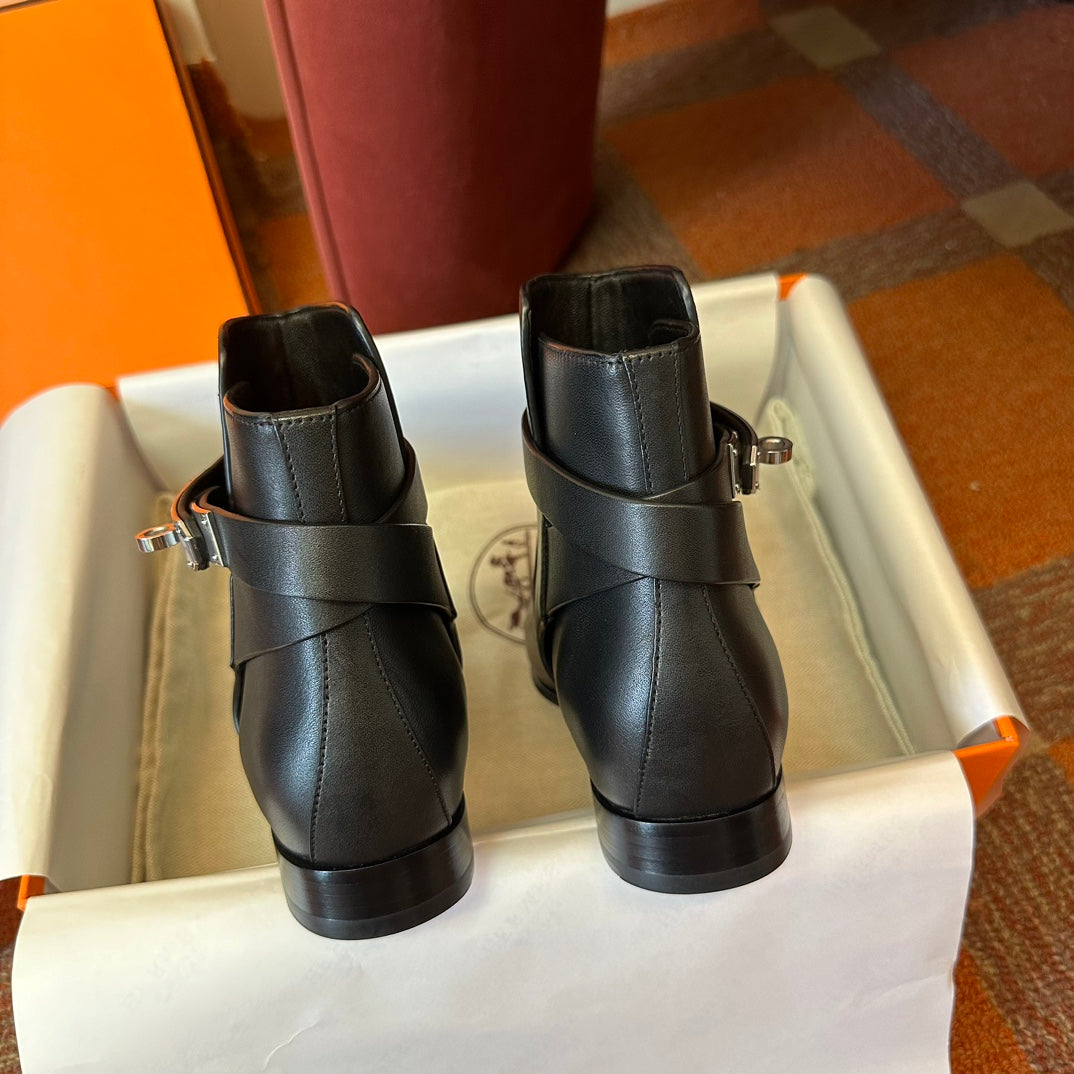 H short boots kelly buckle