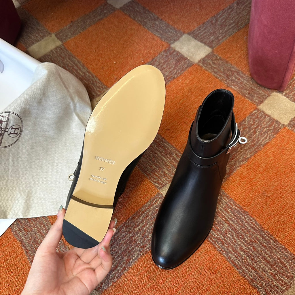 H short boots kelly buckle