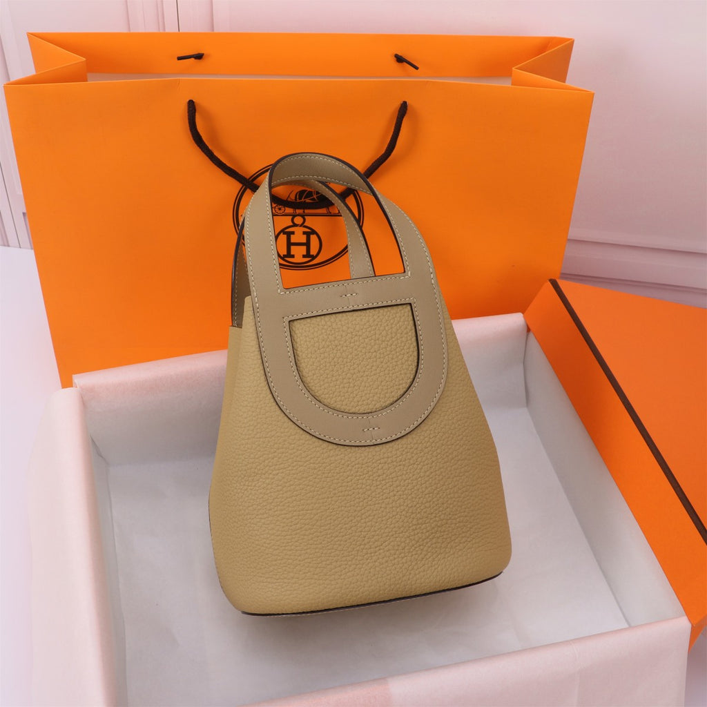 loop-Taurillon Clemence