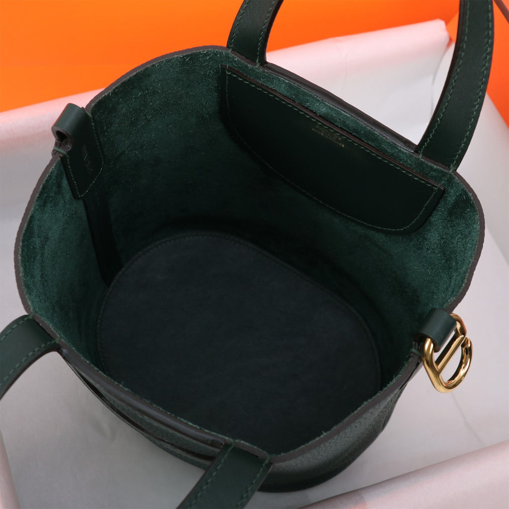 loop-Taurillon Clemence