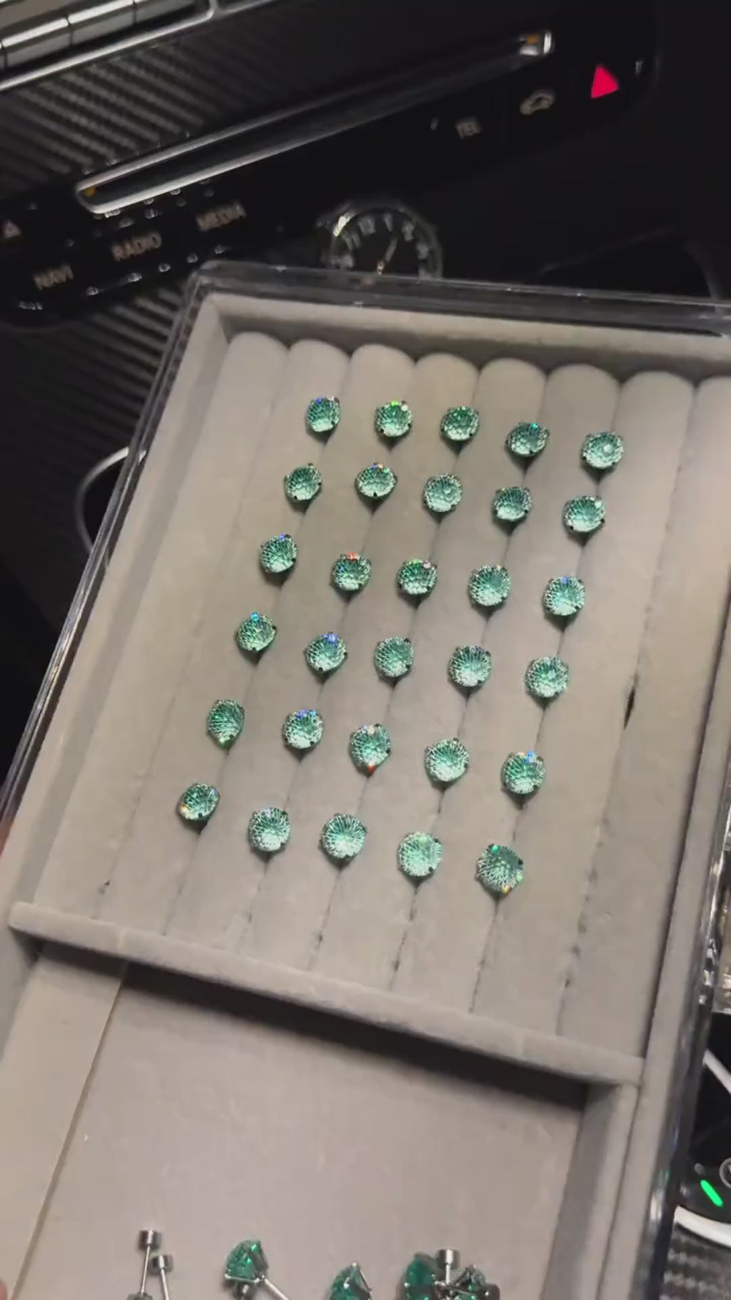 Titanium steel synthetic zircon stud earrings, colorful Moissanite diamond earrings for both men and women