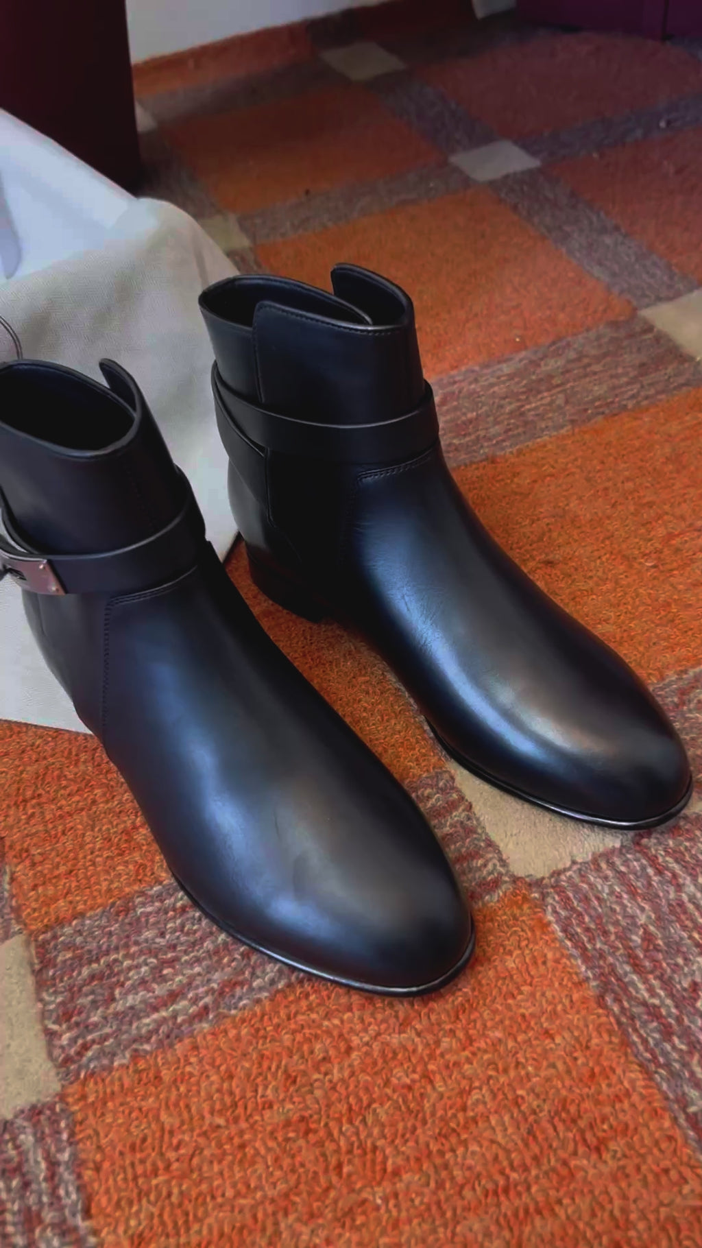 H short boots kelly buckle